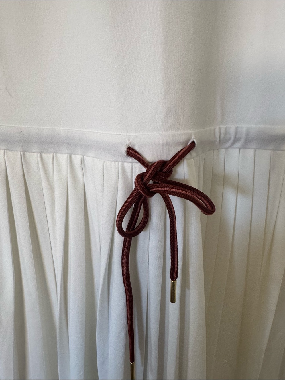 Varley White Dress with Burgundy Trim and Drawstring Waist - Picture 2 of 6